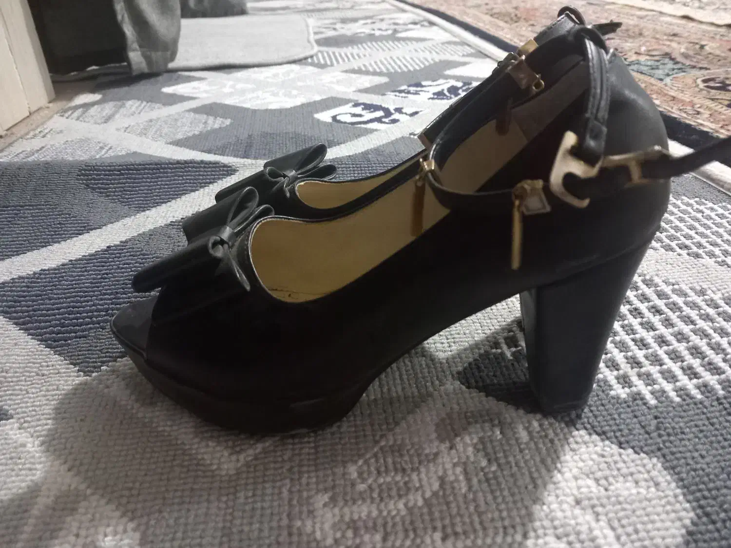 کفش مجلسی صندل|کیف، کفش، کمربند|تربت جام, جامی|دیوار