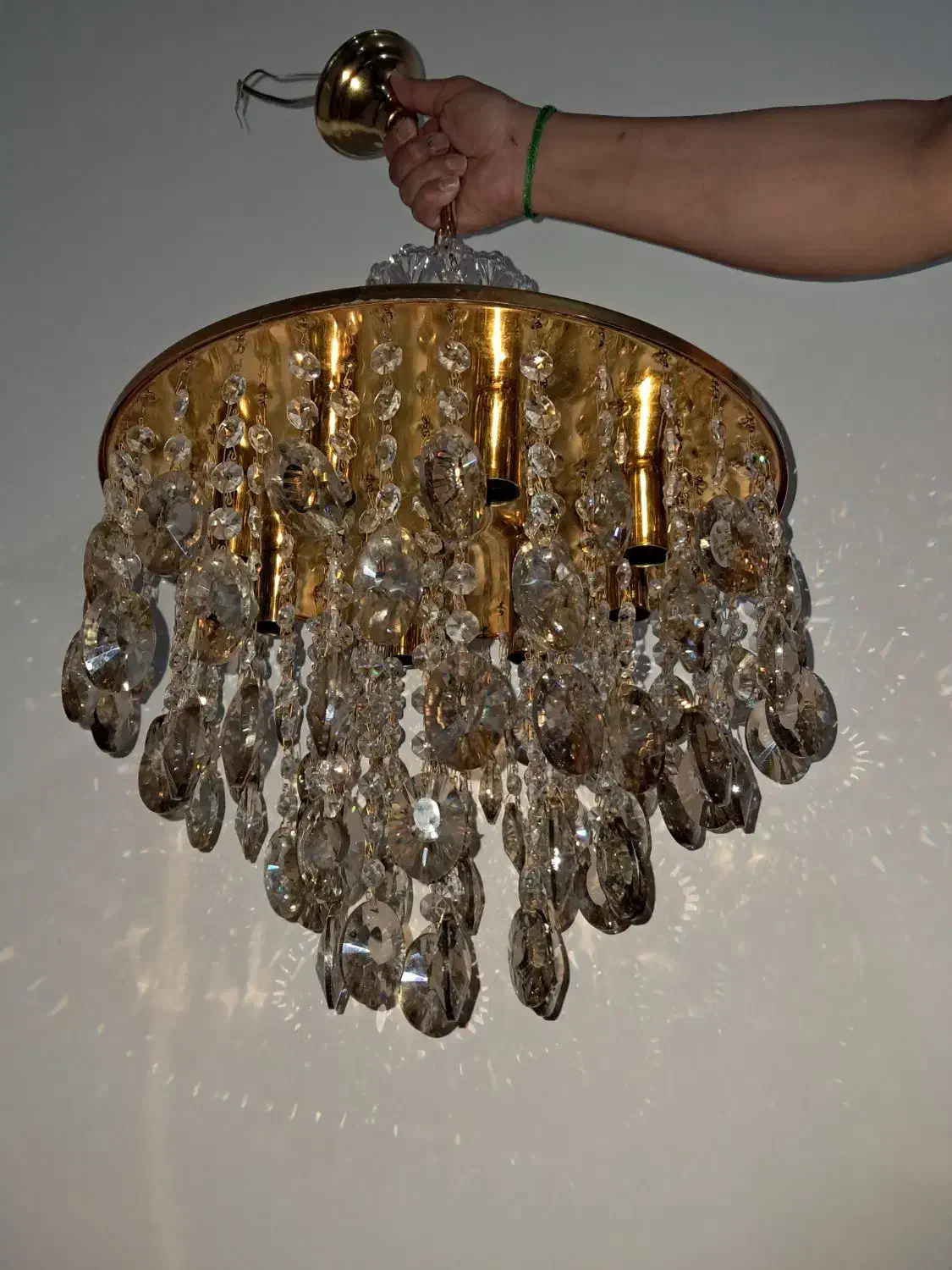 یک جفت لوستر کریستالی|لوستر و چراغ آویز|گرگان, |دیوار