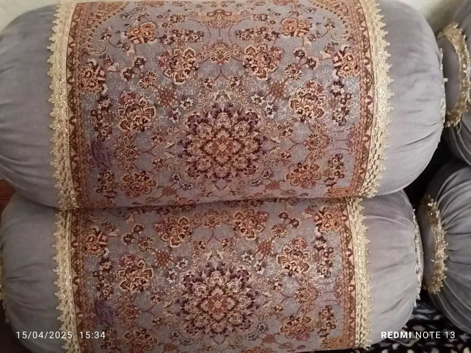 بالشت گل پر|رختخواب، بالش، پتو|یاسوج, |دیوار