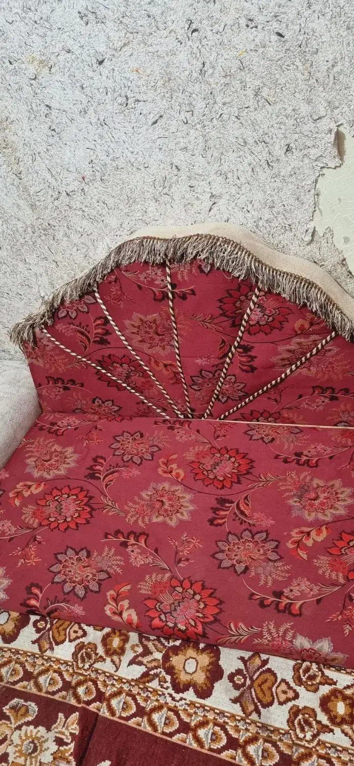 پشتی به همراه کناره|پشتی|چابهار, |دیوار