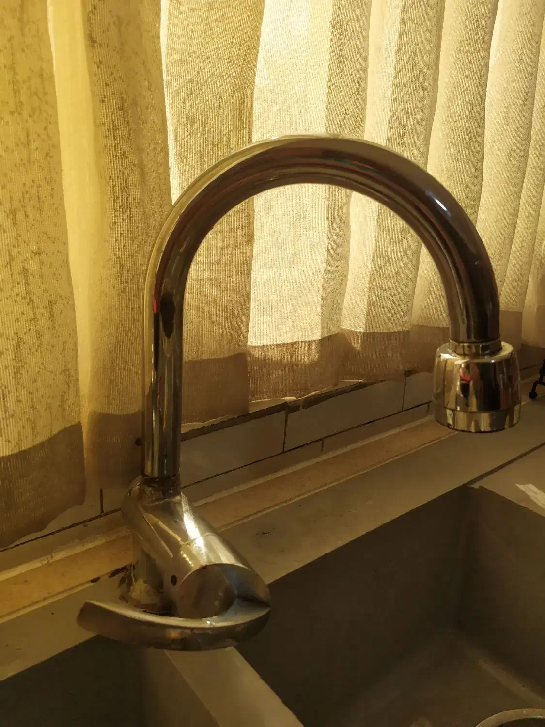 نصاب شیر الات توالت فرنگی وروشوی لوستر|خدمات پیشه و مهارت|کرج, انبار مپنا|دیوار