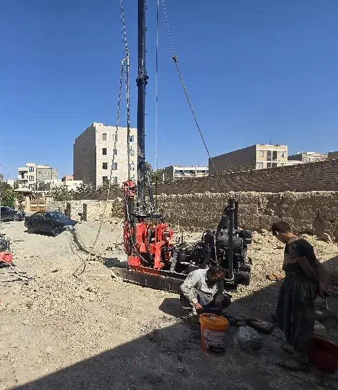 نیازمند کمک حفار برای دستگاه حفاری|استخدام صنعتی، فنی، مهندسی|تهران, شهرک طالقانی|دیوار