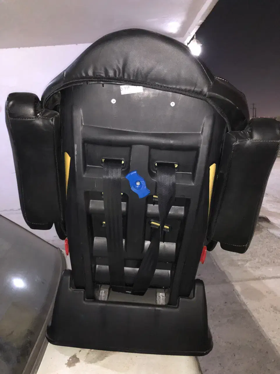 صندلی کودک|تخت و صندلی بچه|بندرعباس, |دیوار