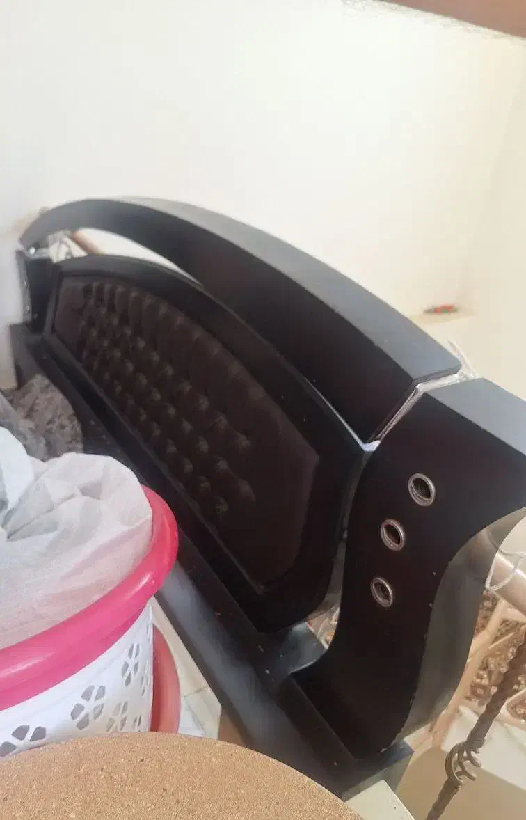 تخت دونفره|تخت و سرویس خواب|تربت‌حیدریه, باغ ملی|دیوار