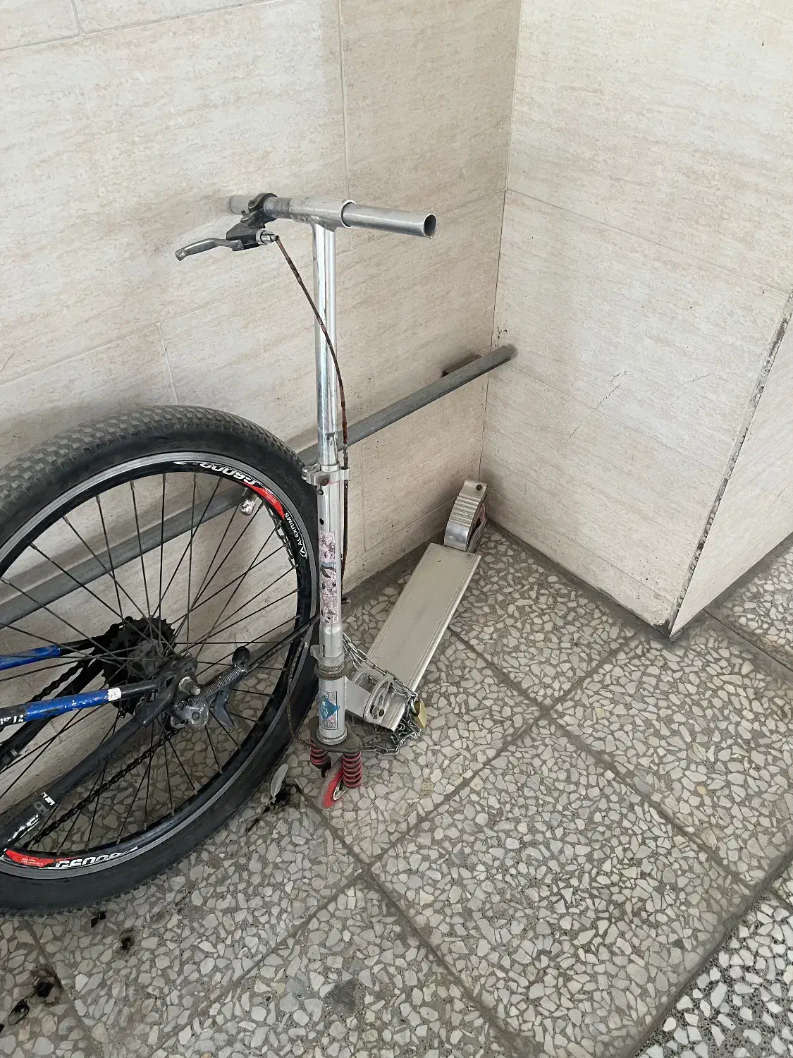 اسکوترسالم ومحکم|دوچرخه، اسکیت، اسکوتر|احمدآبادمستوفی, |دیوار