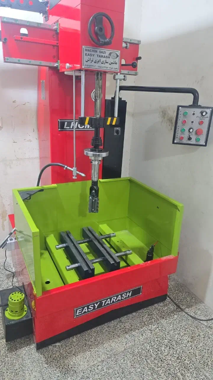 کارگر سیلندر تراش|استخدام صنعتی، فنی، مهندسی|کاشان, لتحر|دیوار