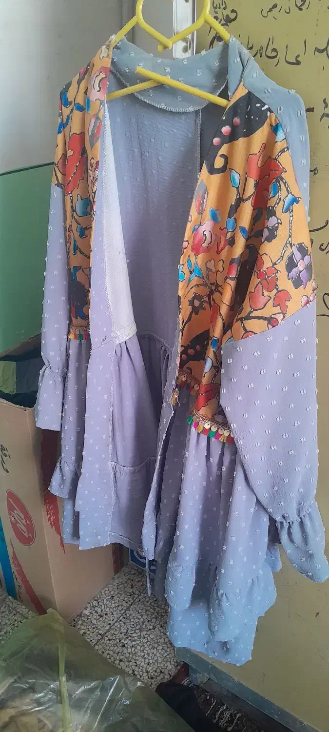 مانتو در حد نو فقط ۳بار پوشیده شدن|لباس|دهدشت, |دیوار