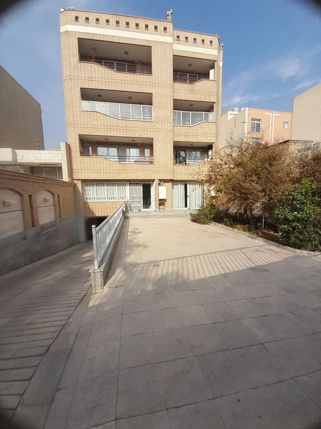 همکف پلاک دوم کاوه ۱۳۰|فروش آپارتمان|اصفهان, پوریای ولی|دیوار