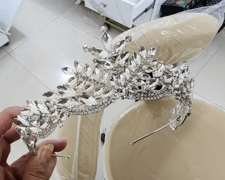 تاج عروس وبادبزن|زیورآلات و اکسسوری|زاهدان, |دیوار