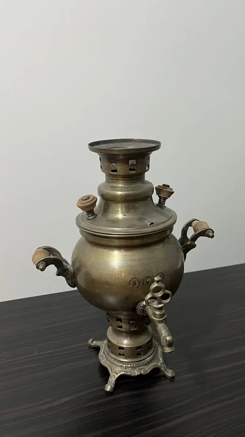 سماور برنجی کوچک|کلکسیون اشیاء عتیقه|تهران, ائمه اطهار|دیوار