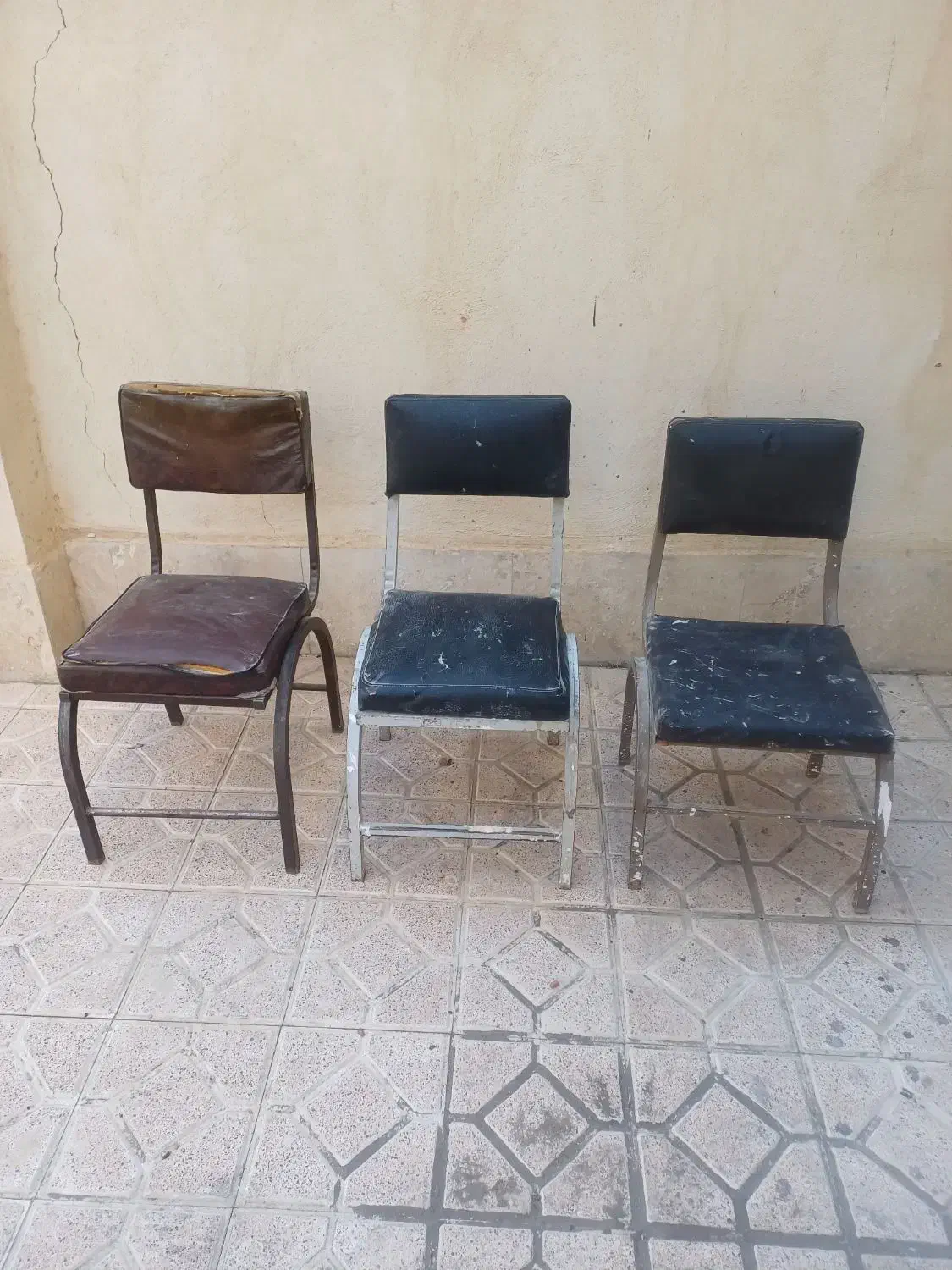 صندلی|صندلی و نیمکت|اردبیل, |دیوار