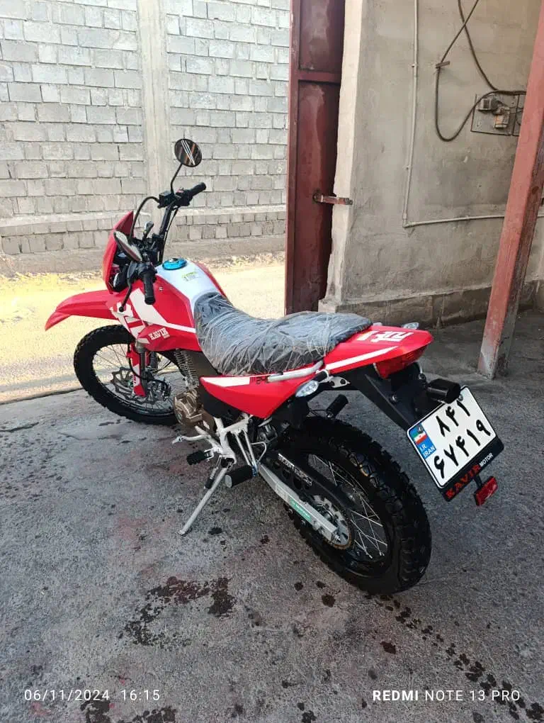 موتور تریل پلاستیک روضینی فابریک پیچ به بیچ فابریک|موتورسیکلت|میناب, |دیوار