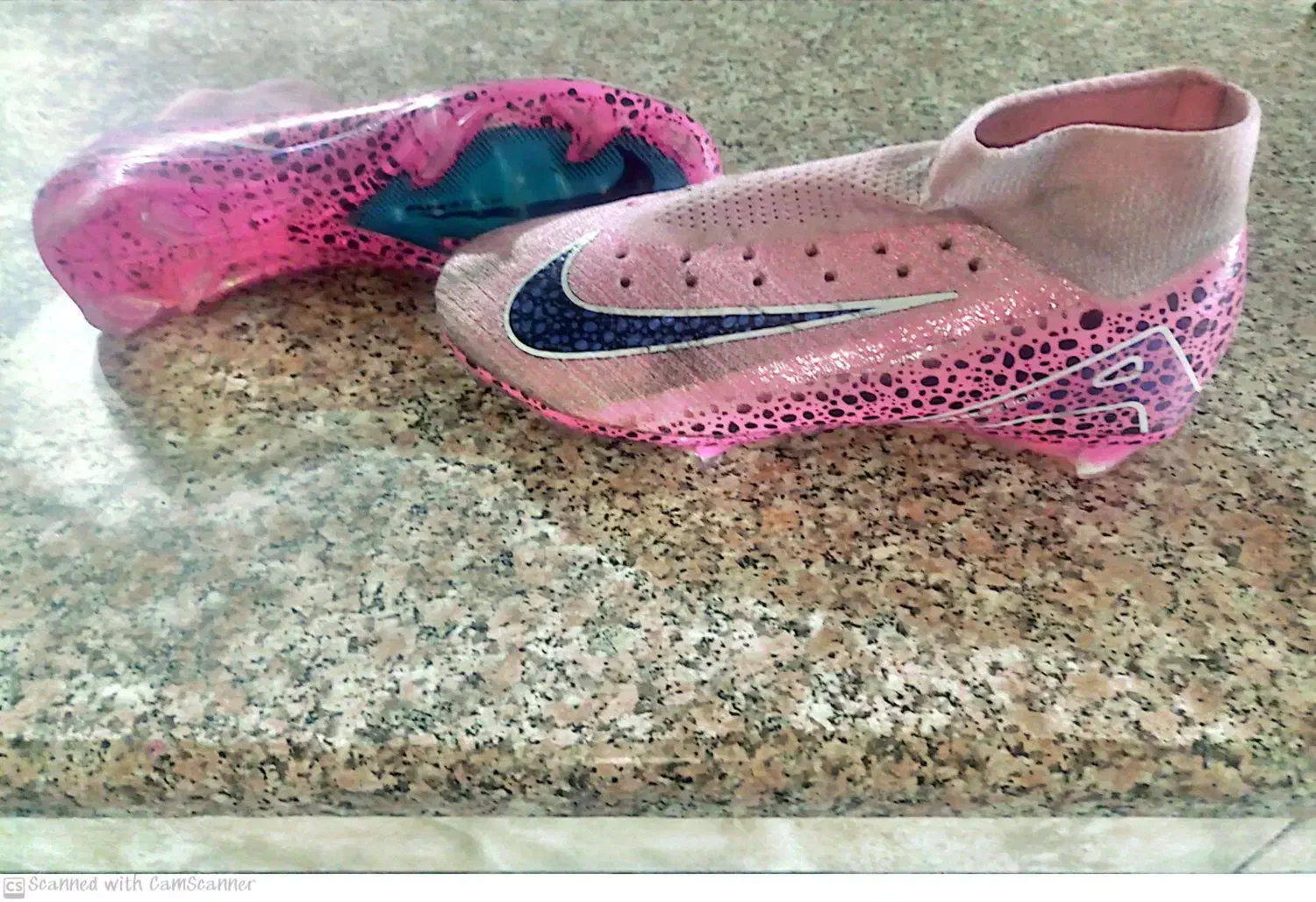 کفش فوتبال نایک ایرزوم ویپور16سایز 39/40/40.5|کیف، کفش، کمربند|کرمان, |دیوار