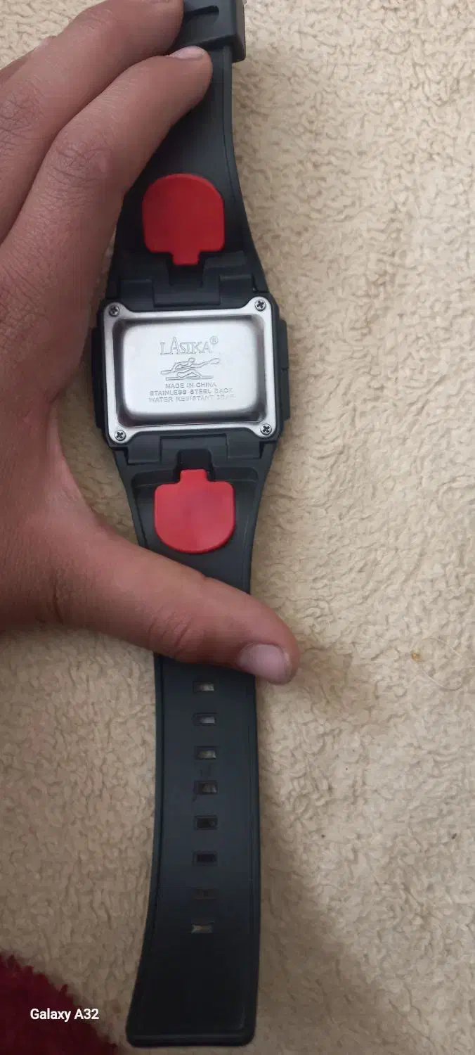 ساعت مچی ورزشی دیجیتال قیمت۳۵۰۰۰۰۰|ساعت|شهرکرد, |دیوار