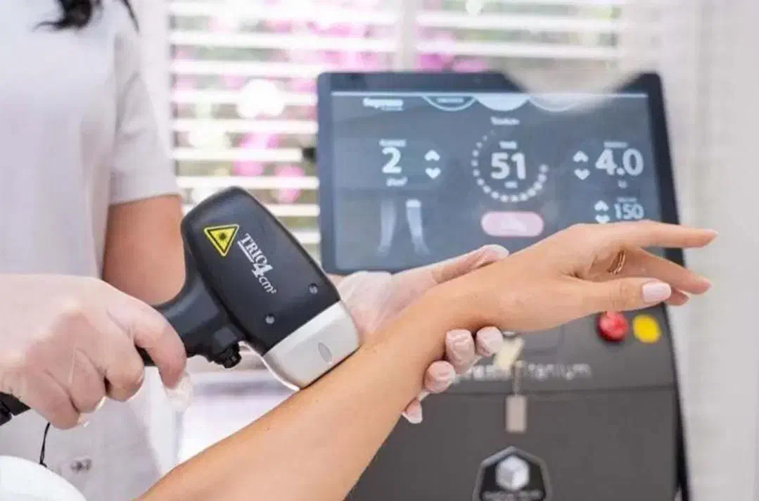 اپراتور لیزر با سابقه کاری|استخدام درمانی، زیبایی، بهداشتی|مشهد, طلاب|دیوار