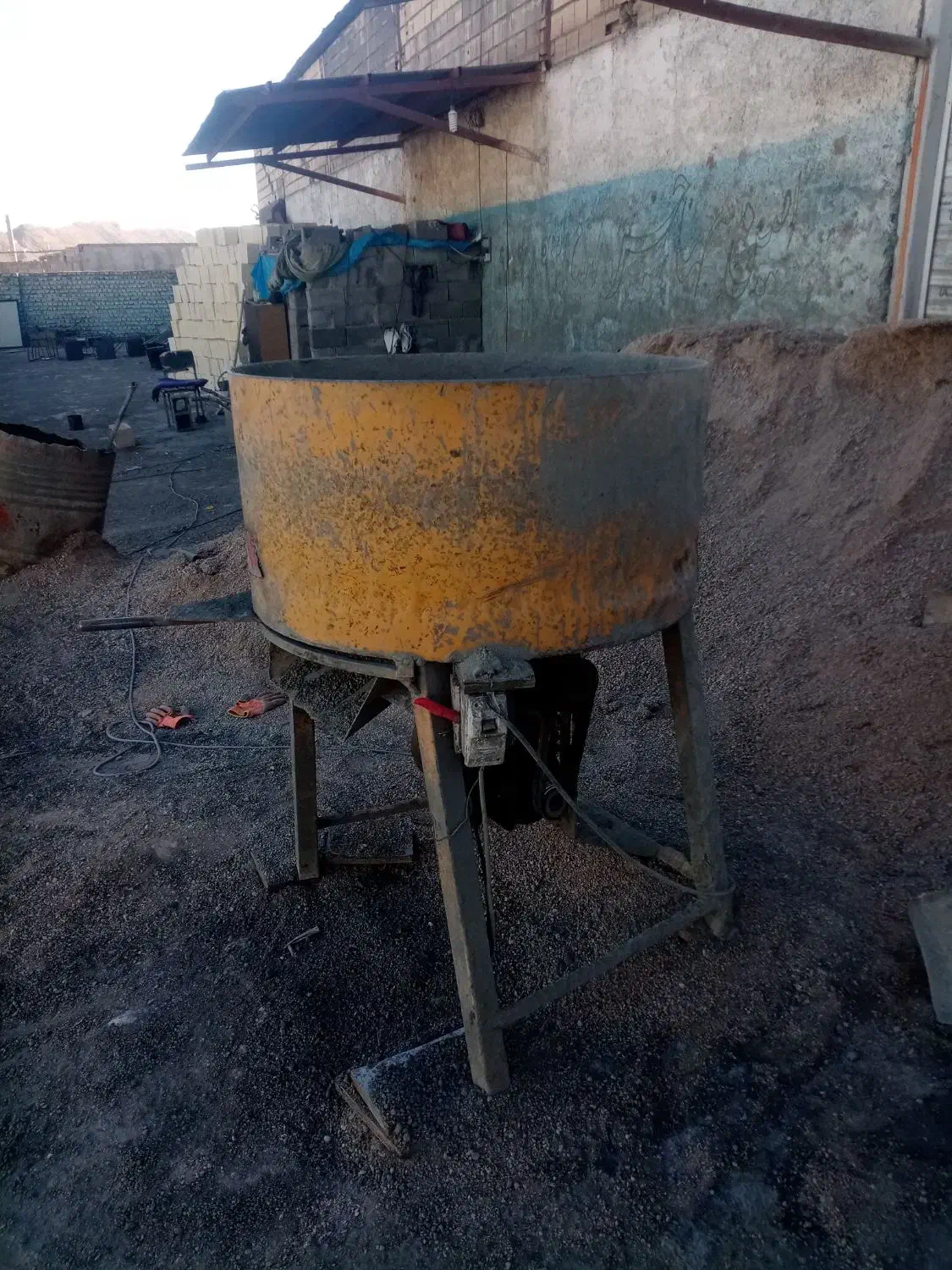 دستگاه بلوک زن و میکسر|ماشینآلات صنعتی|شاهرود, |دیوار