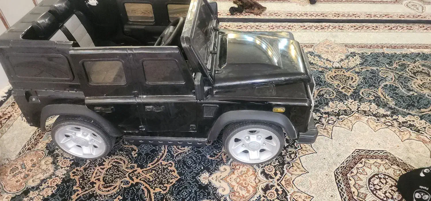 ماشین کنترلی شارژی ۴موتوره تمیز در حد نو|اسباب‌‌بازی|سوق, |دیوار