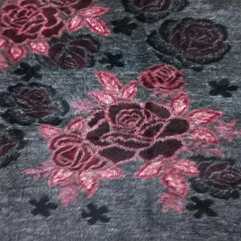 پتو مینک پشمی نو (مستقیم از کارخانه)|رختخواب، بالش، پتو|بومهن, |دیوار