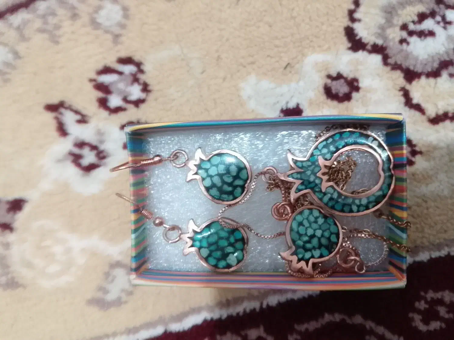 ست فیروزه|زیورآلات و اکسسوری|تربتحیدریه, آغوی|دیوار