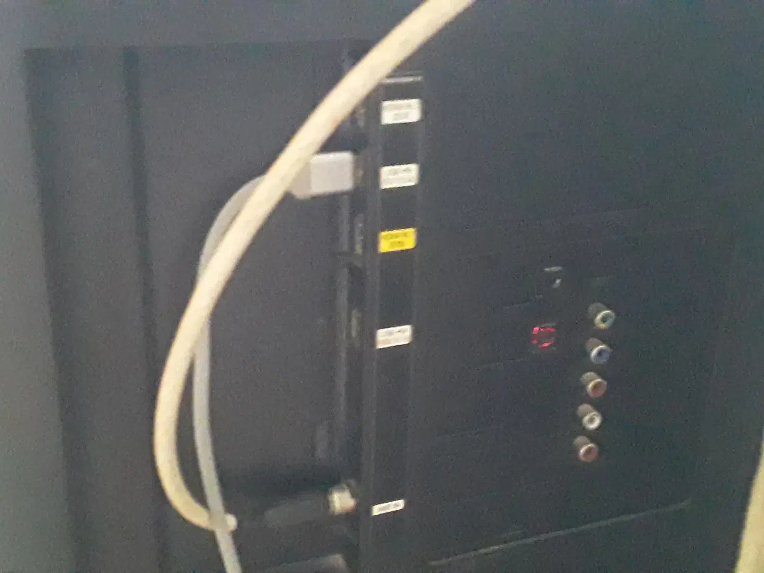 ال ای دی|تلویزیون و پروژکتور|نجف‌آباد, صالح آباد|دیوار