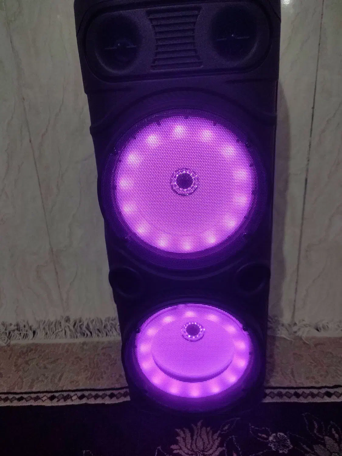 اسپیکر زئوس|پخشکننده همراه|شیراز, میانرود|دیوار