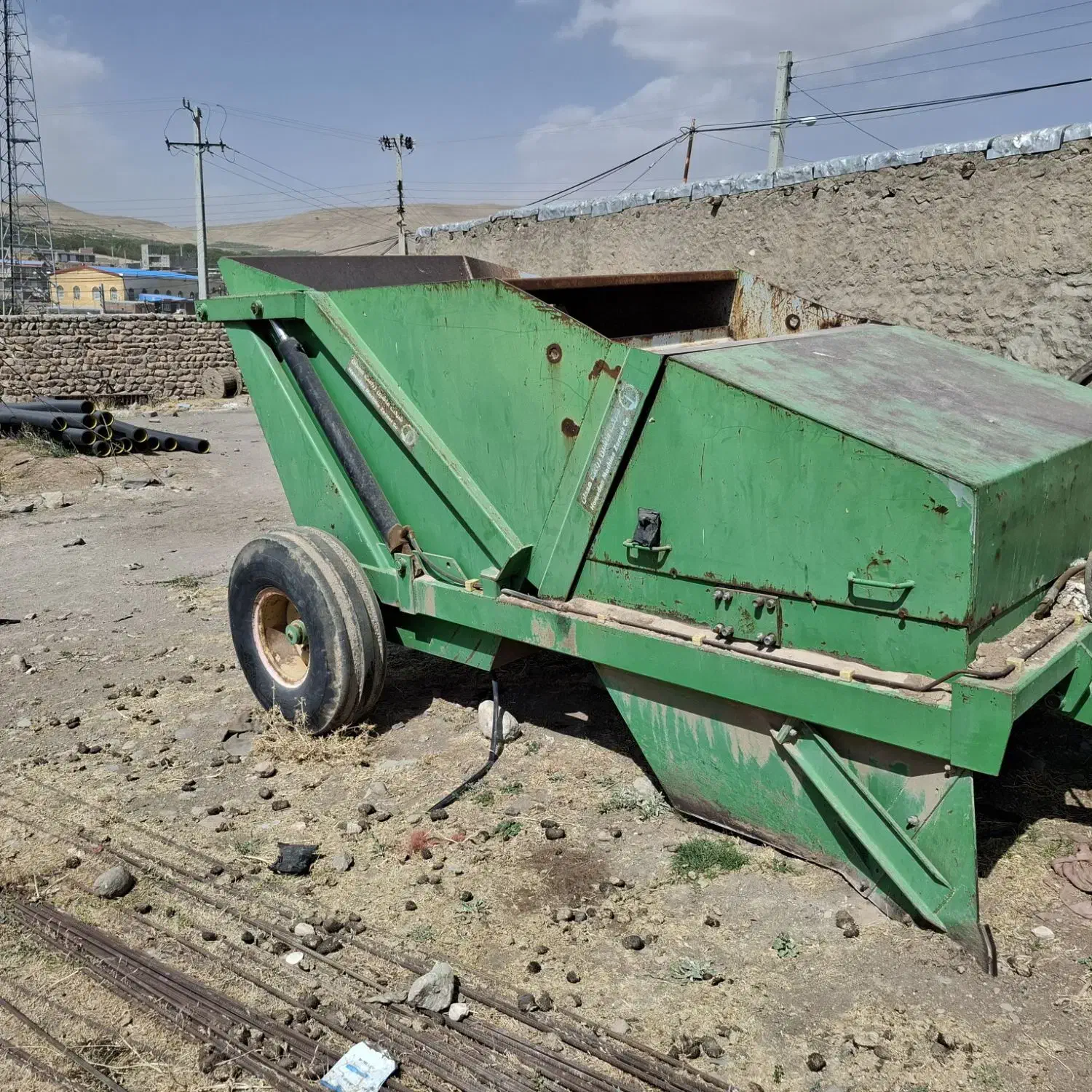 سنگ جمکن کم کار|خودرو سنگین|مراغه, |دیوار