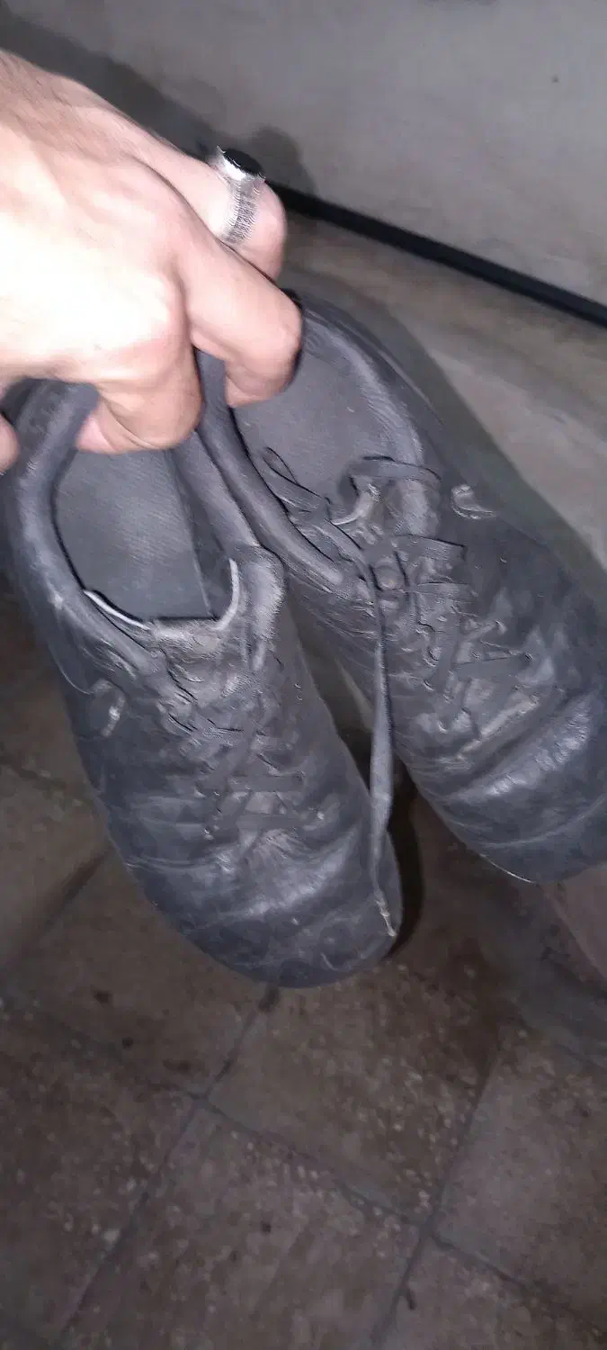 کفش استوک دار چمنی سالم|تجهیزات ورزشی|قائم‌شهر, |دیوار