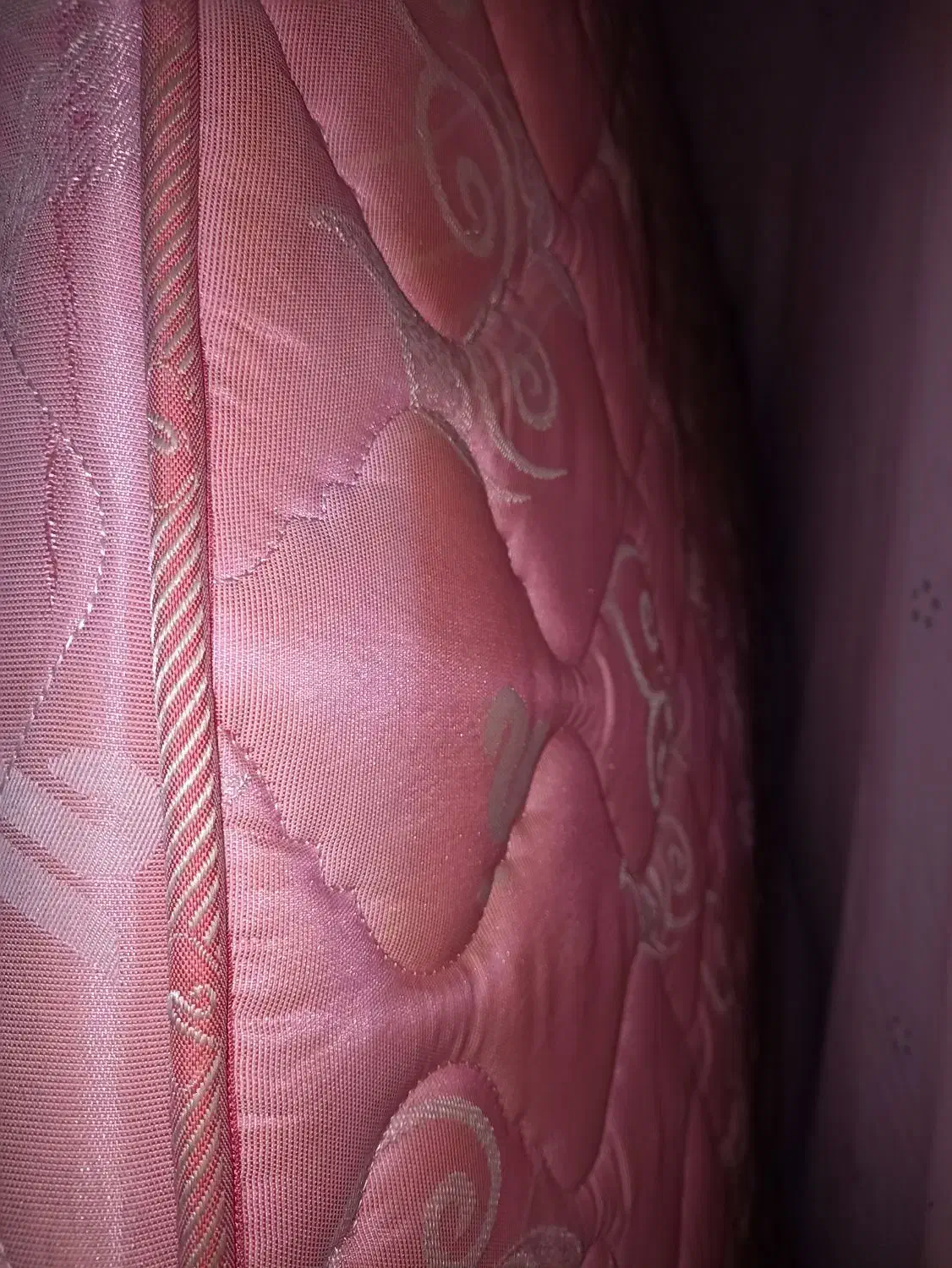 تشک رویا در حد نو|تشک تختخواب|گنبد کاووس, |دیوار