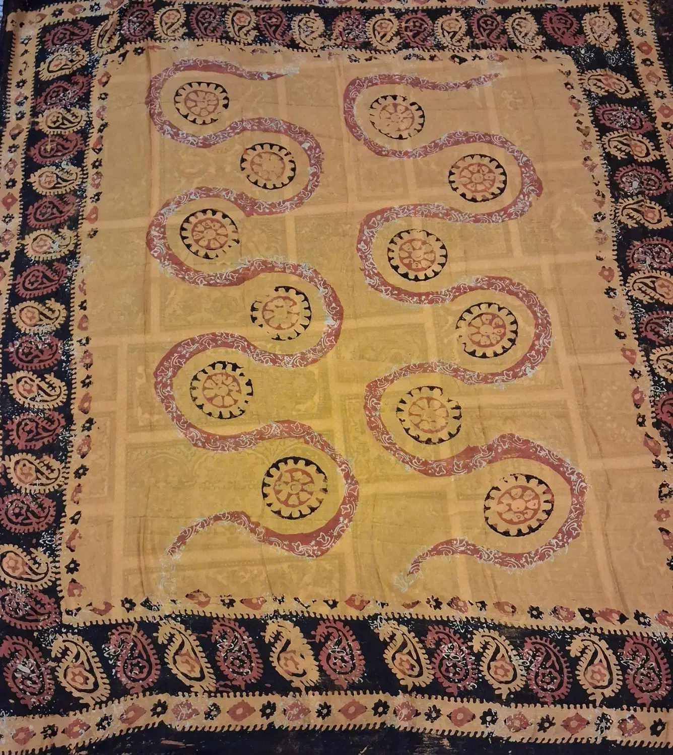 یایلق قدیمی|لباس|اردبیل, |دیوار