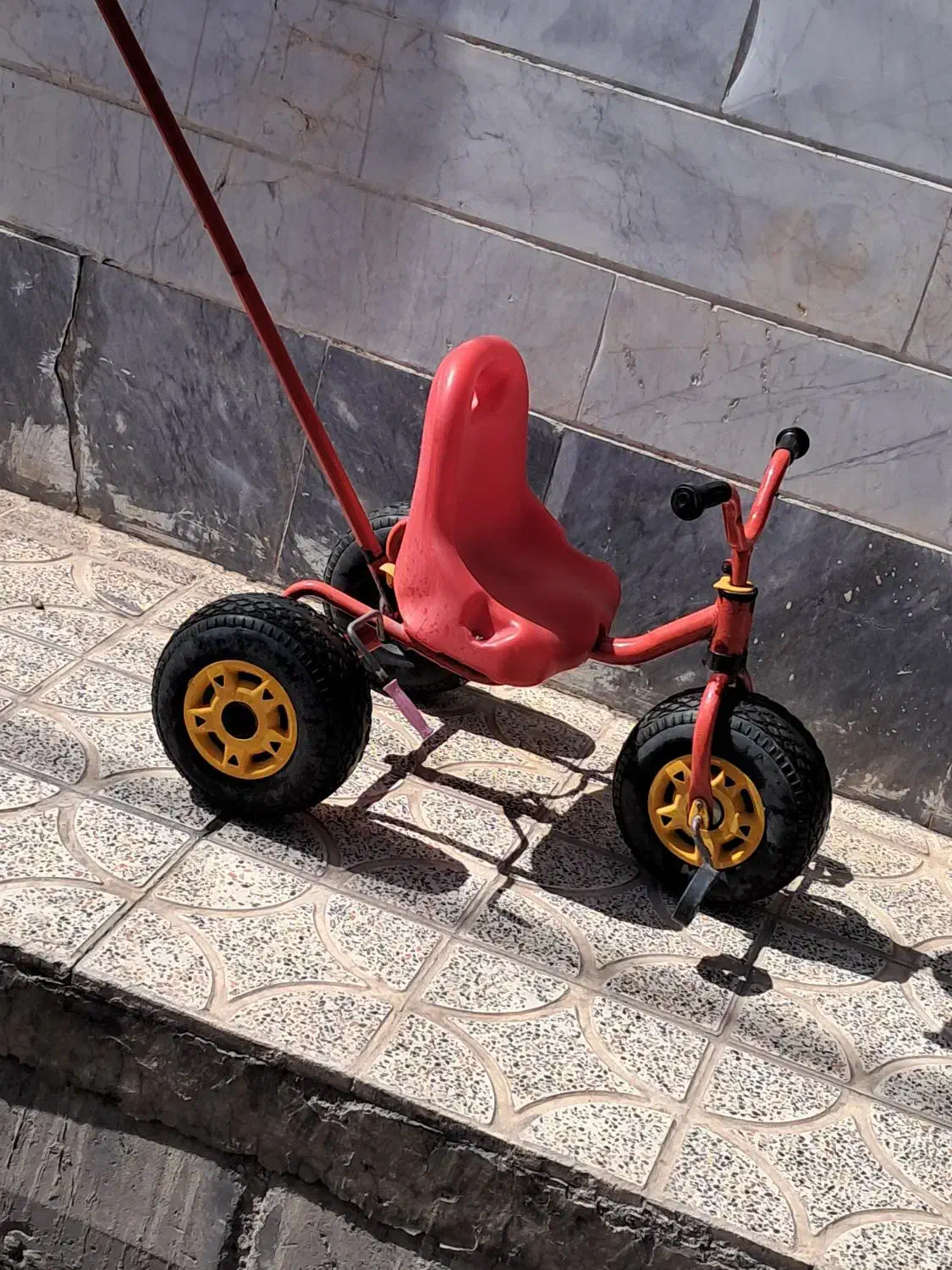 سه چرخه بچه گانه|دوچرخه، اسکیت، اسکوتر|اسلامشهر, شهرک امام حسین (میان آباد)|دیوار