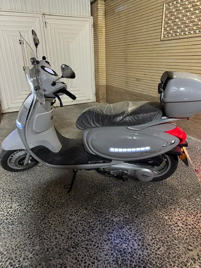 کاوان اس|موتورسیکلت|شیراز, درکی|دیوار