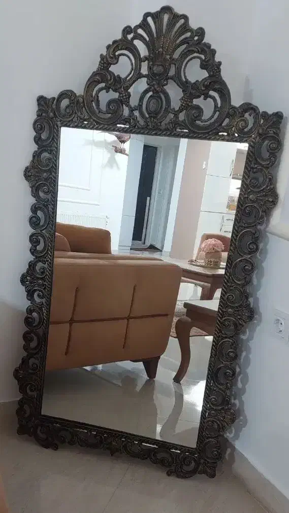 آینه|آینه|گرگان, |دیوار