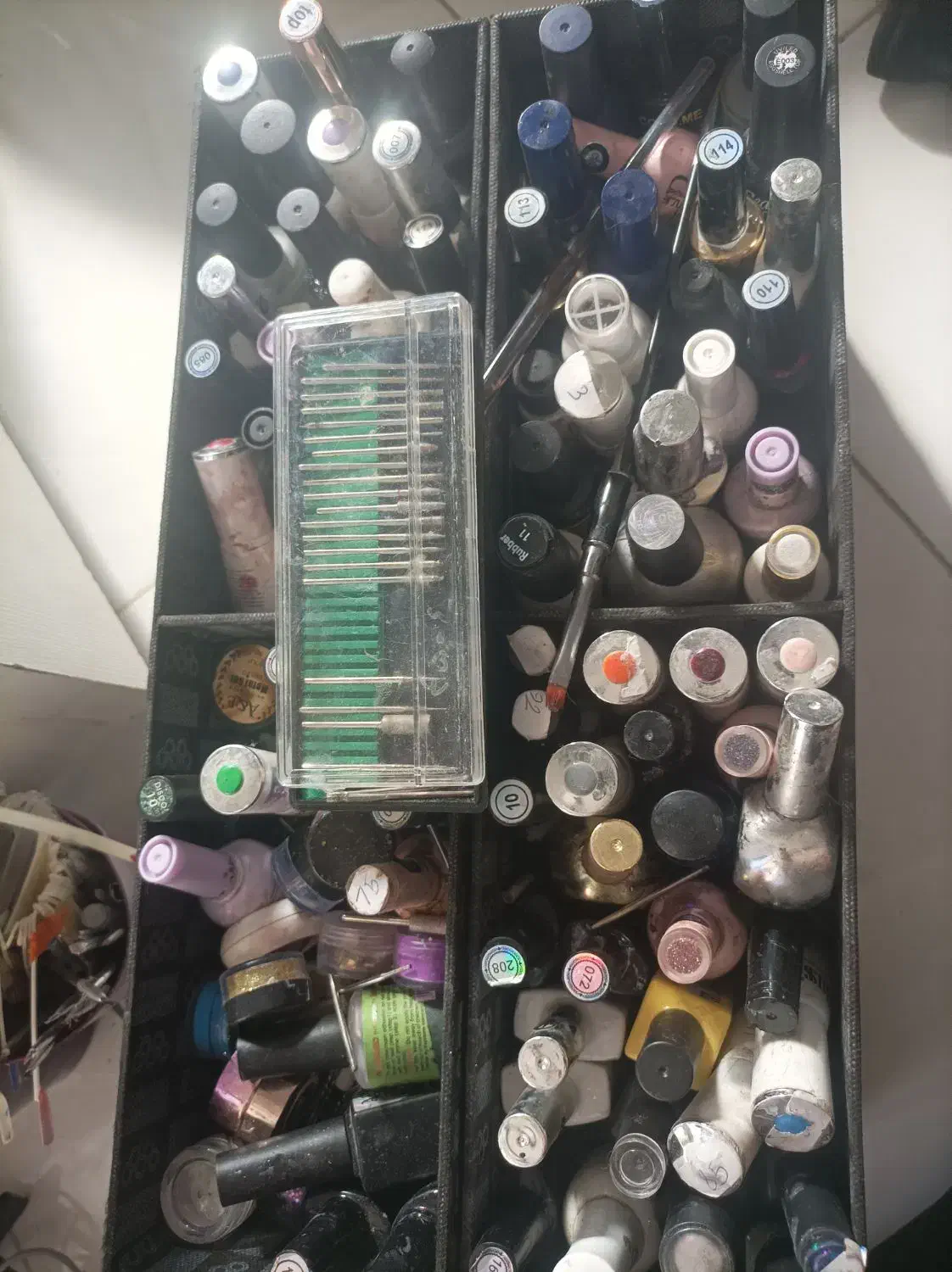 وسایل کاشت ناخن تخفیف خورده|آرایشی، بهداشتی، درمانی|ایلام, |دیوار