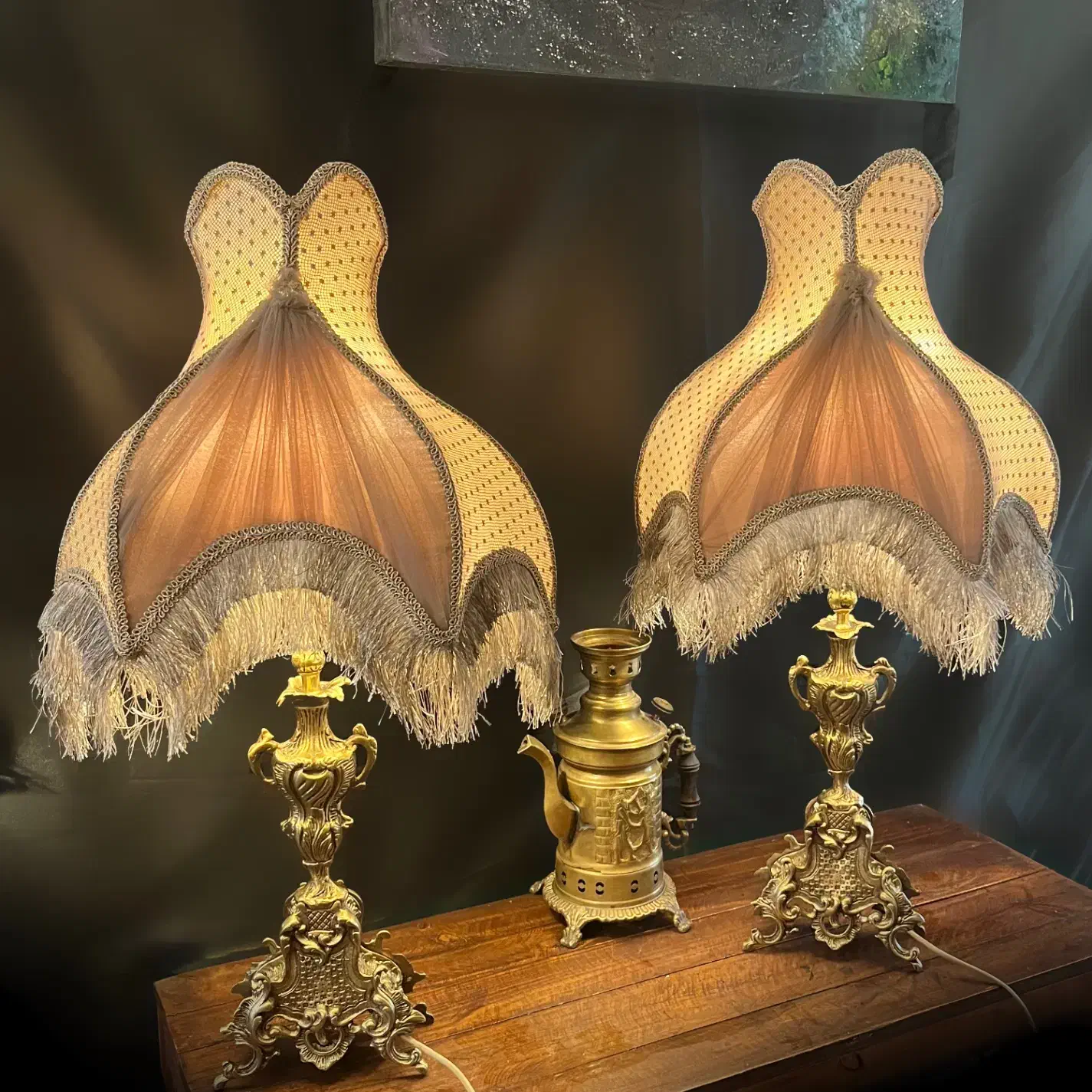 یک جفت آباژور برنز ( برنجی) با شیدهای نو دستدوز|چراغ خواب و آباژور|تهران, جنتآباد جنوبی|دیوار