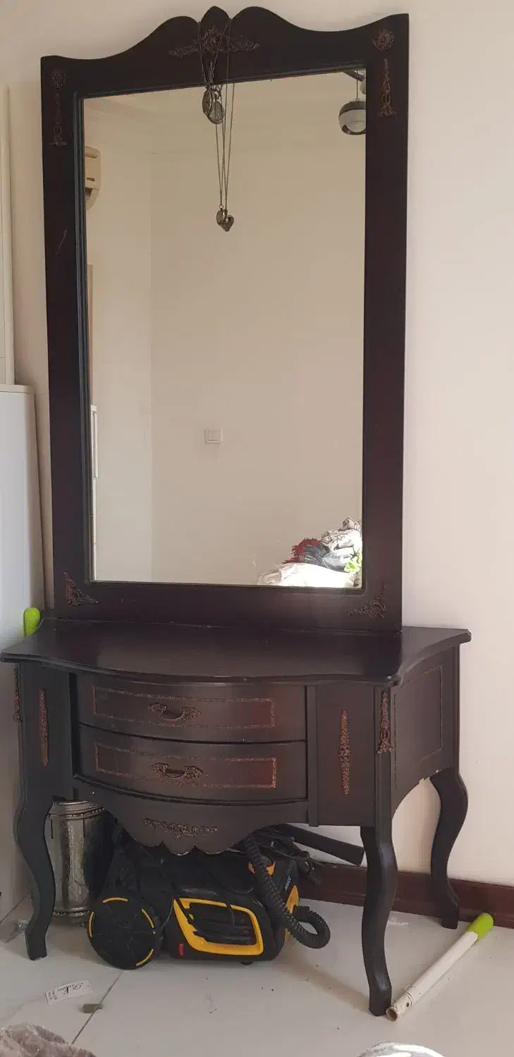 آینه و کنسول سالم|بوفه، ویترین، کنسول|کیش, |دیوار