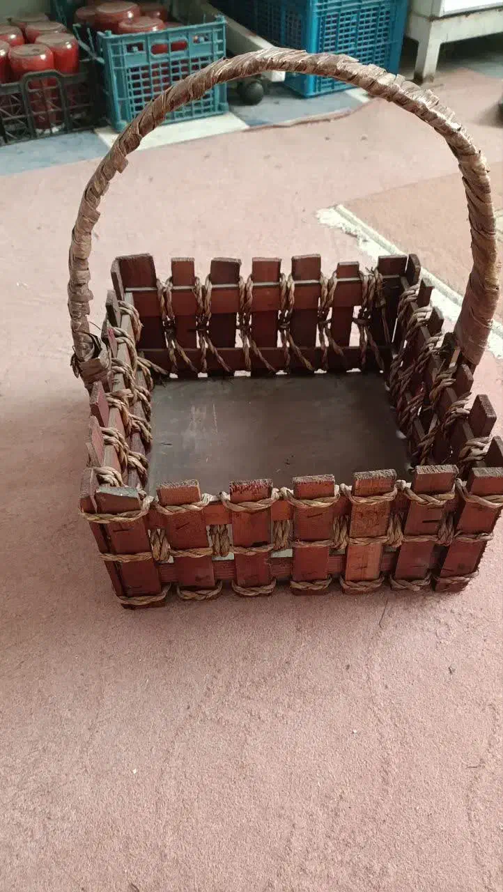 سبد حصیری|صنایع دستی و سایر لوازم تزئینی|نیشابور, گنبد سبز|دیوار