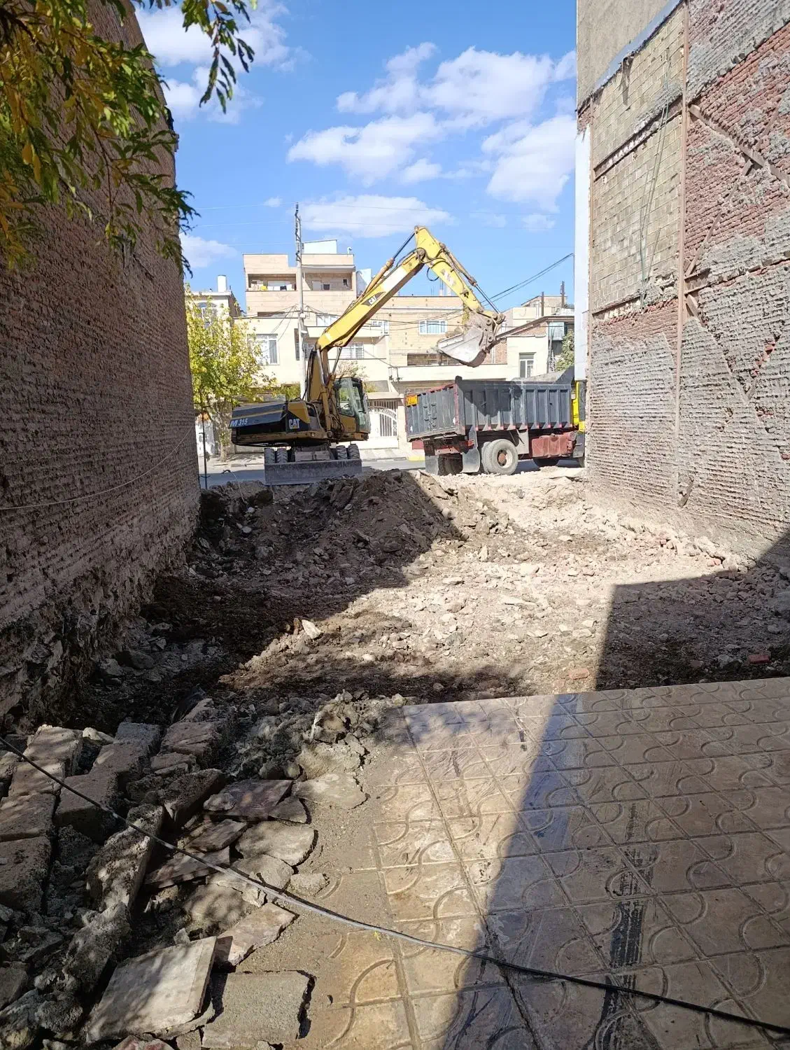 انواع تخریب کنده کاری|خدمات پیشه و مهارت|مریوان, |دیوار