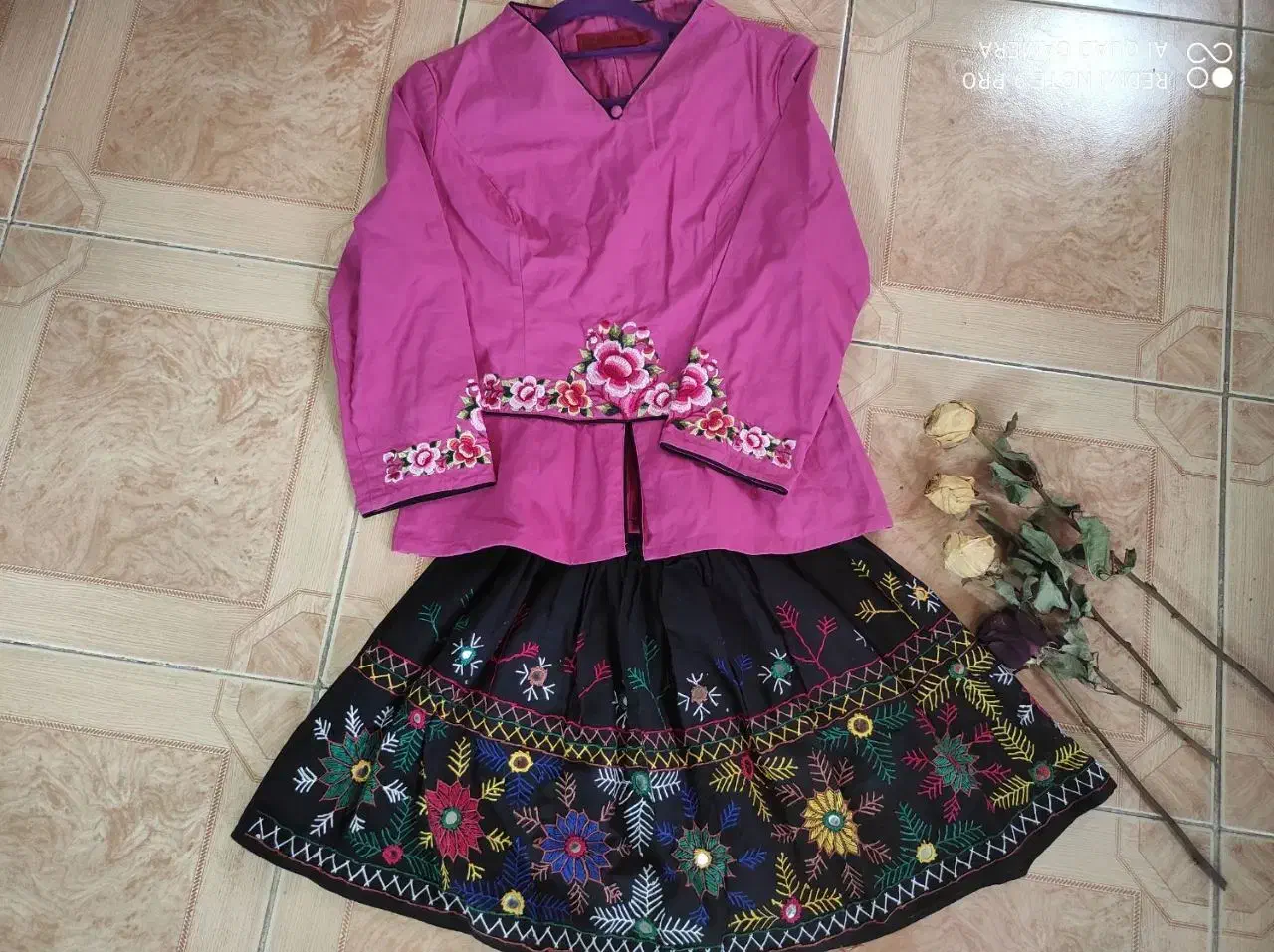 لباس سنتی یلدا، جلیقه بچگانه، بلوز زنانه، روسری|لباس|مشهد, حجت|دیوار