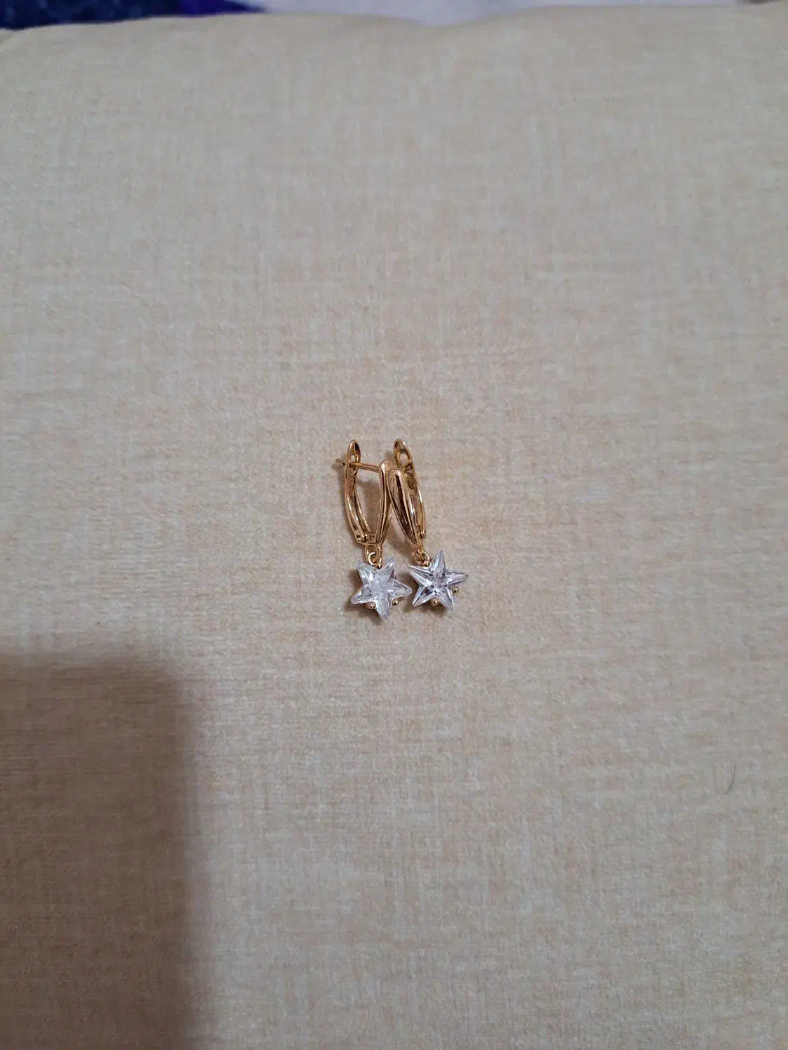 گوشواره|بدلیجات|اندیشه, اندیشه فاز ۱|دیوار