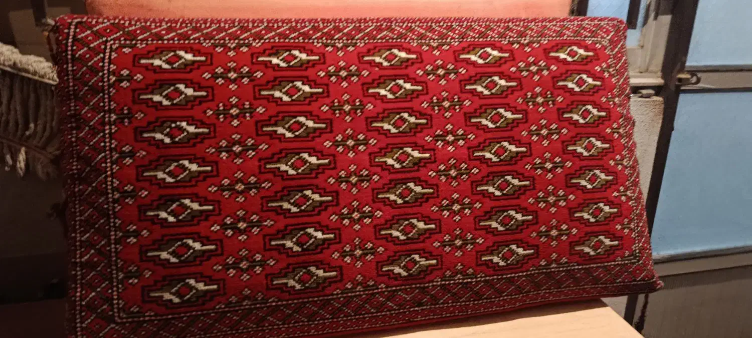 پشتی قیمت هر عدد ۳۵۰|پشتی|شاهرود, |دیوار