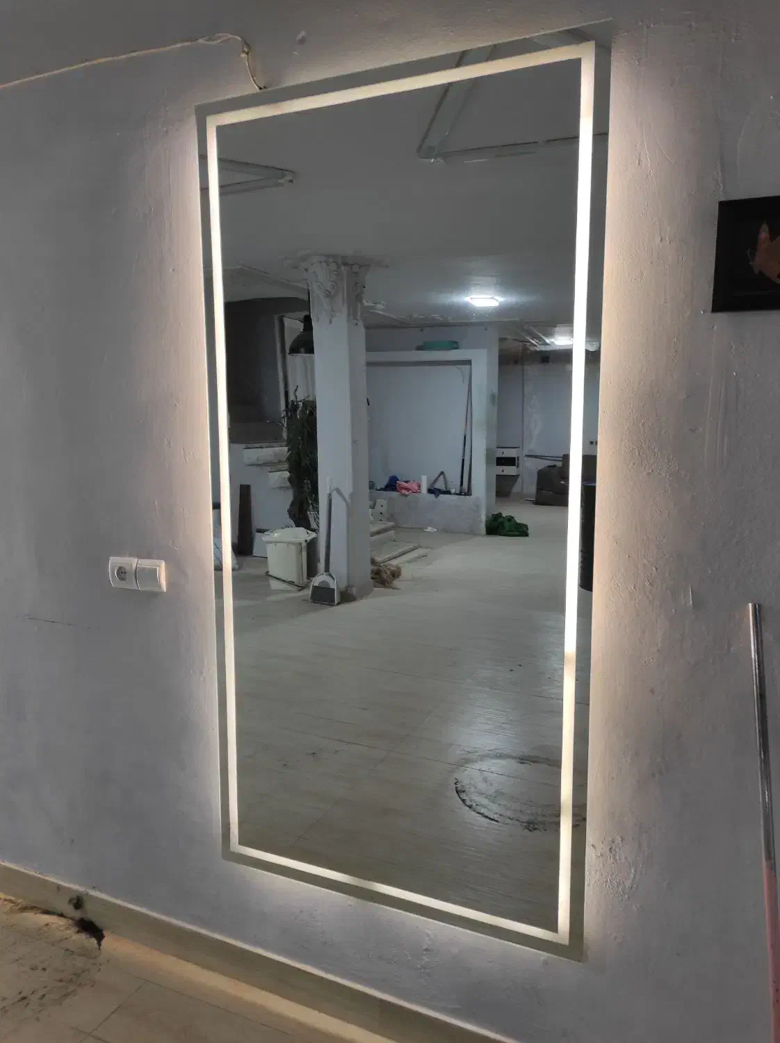 آیینه قدی سالنی شیک|آینه|بهار, |دیوار