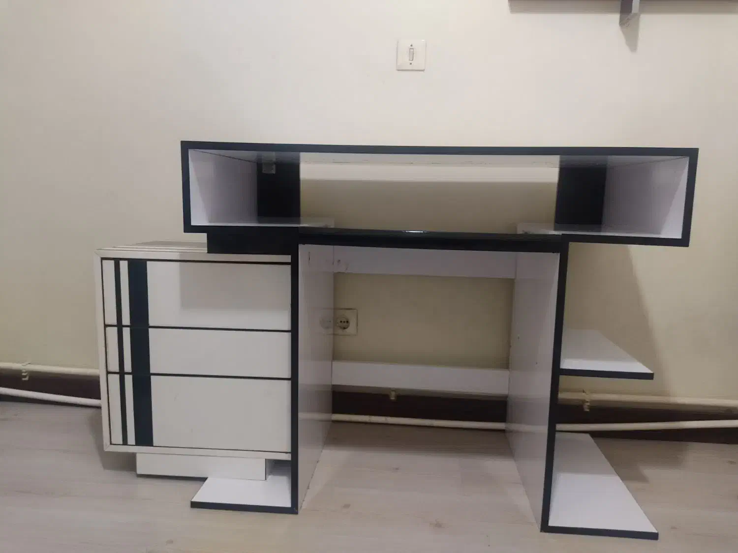 میز کامپیوتر/تحریر/مطالعه/ام دی اف|میز تحریر و کامپیوتر|تبریز, |دیوار