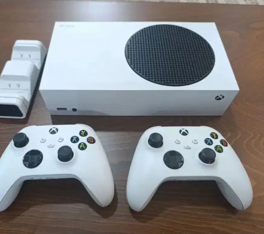 Xbox series s|کنسول، بازی ویدئویی و آنلاین|قزوین, |دیوار