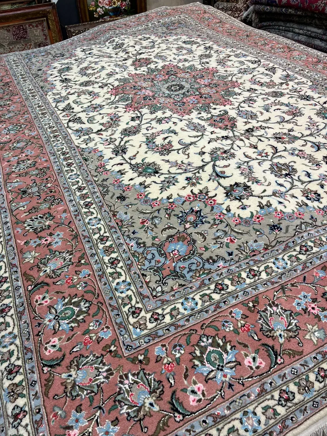 فرش دستبافت جفت ۹ متری گل ابریشم|فرش|تهران, صد دستگاه|دیوار