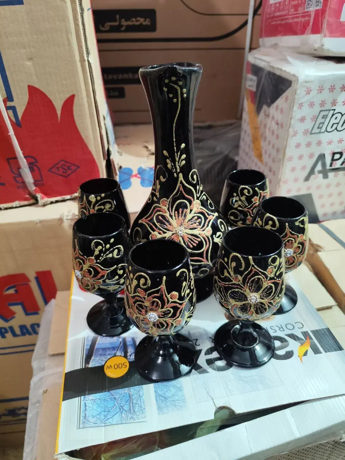 تنگ وجام شیشه ای|صنایع دستی و سایر لوازم تزئینی|خمینیشهر, |دیوار