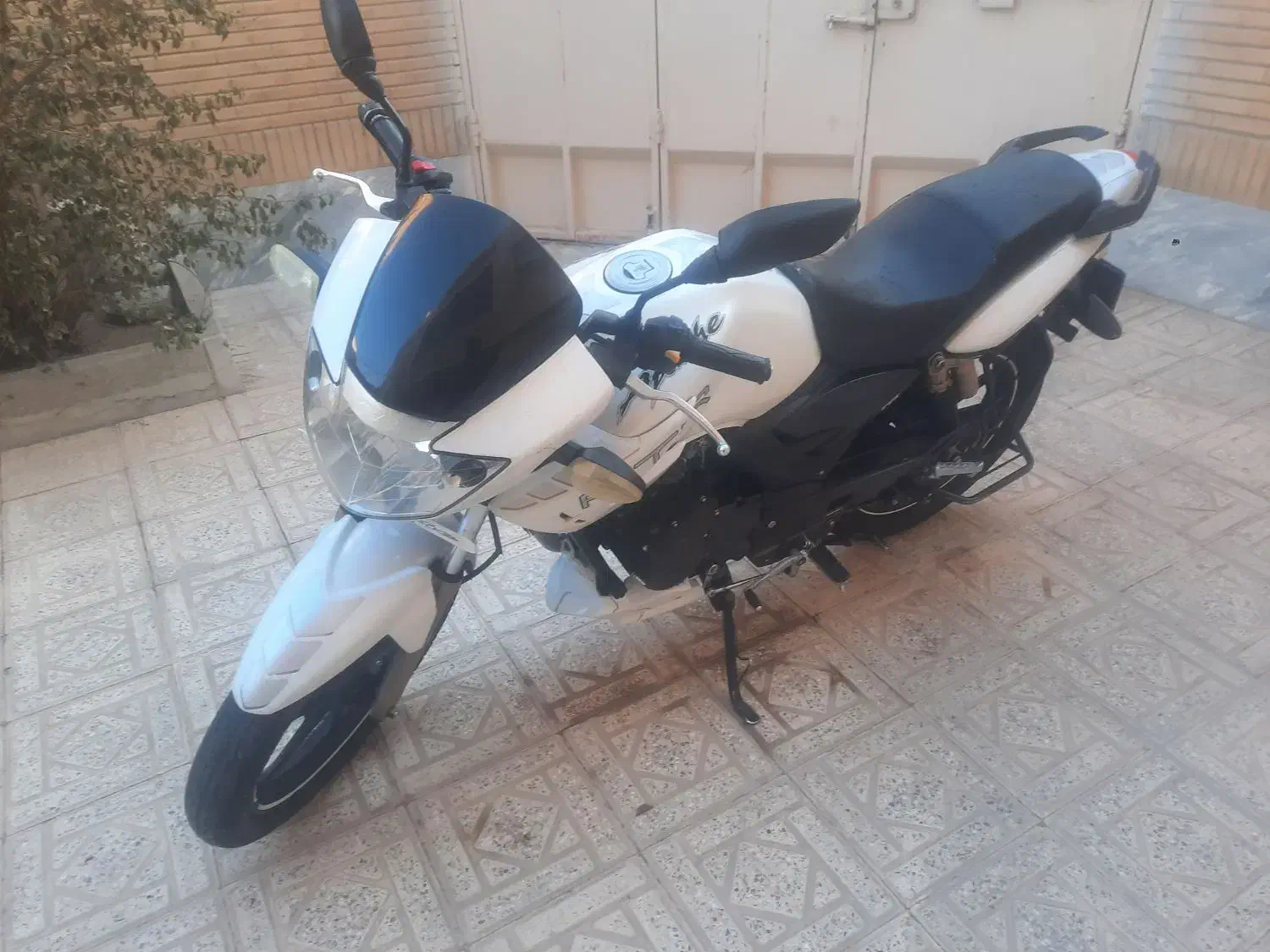 اپاچی ۸۹|موتورسیکلت|اصفهان, هفتون|دیوار