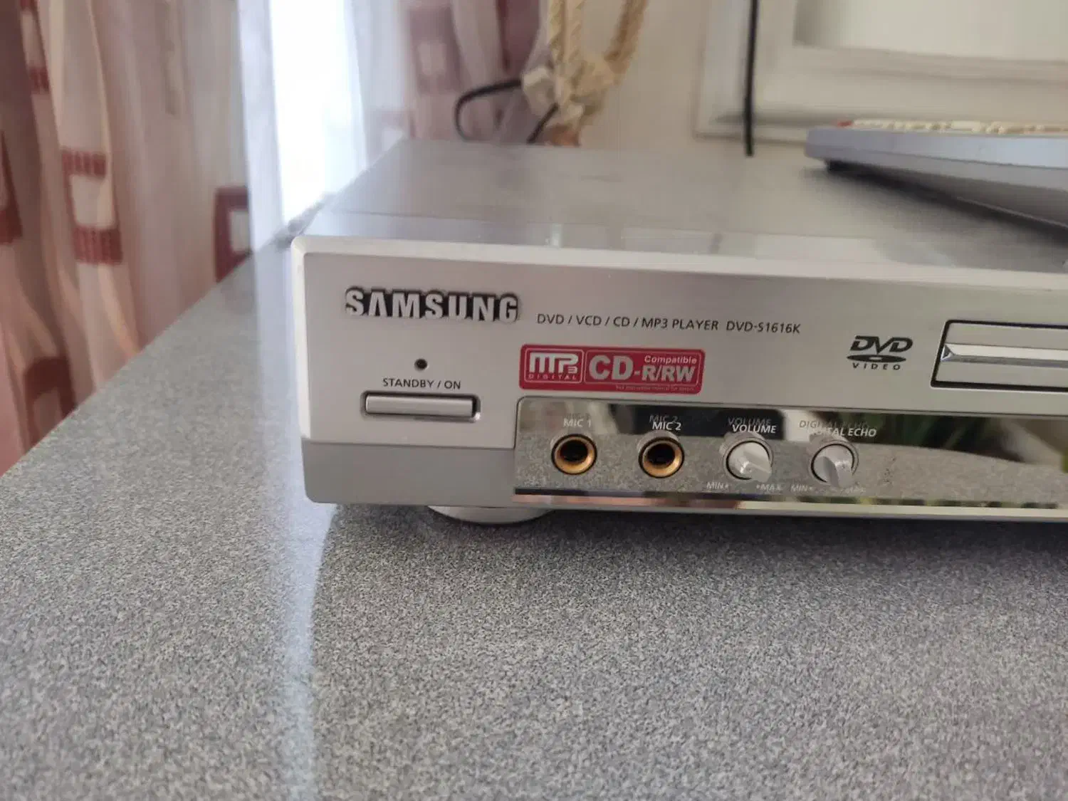 دستگاه دی وی دی|پخشکننده DVD و ویدیو|اصفهان, بهاران|دیوار