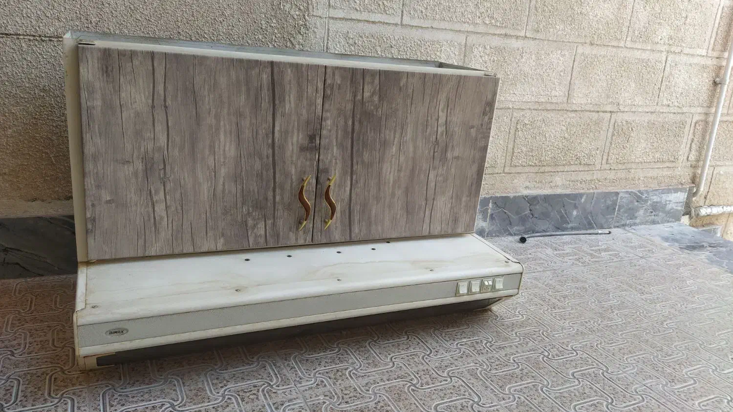 هود بیمکث|هود|بم, |دیوار