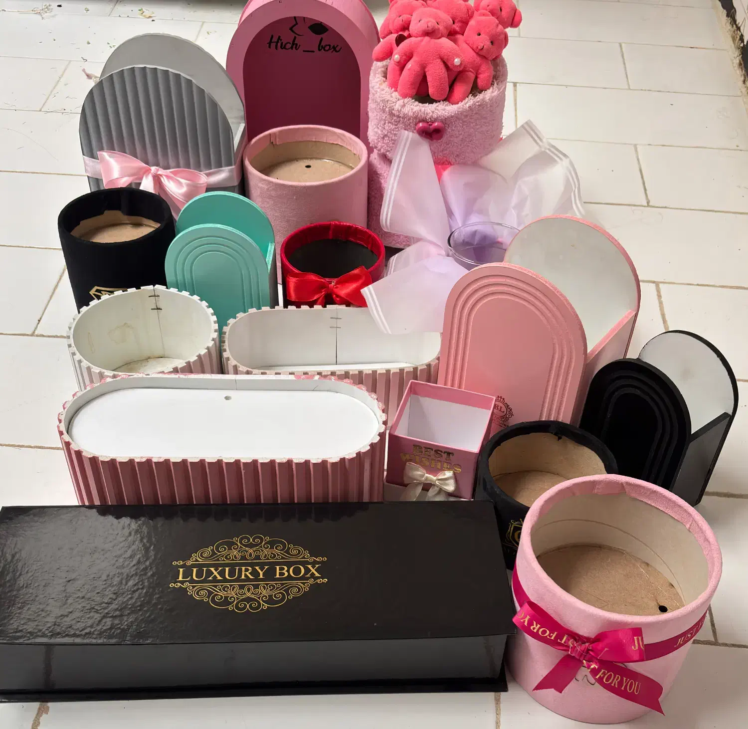 باکس گل|گل و گیاه طبیعی|قم, وادی السلام|دیوار