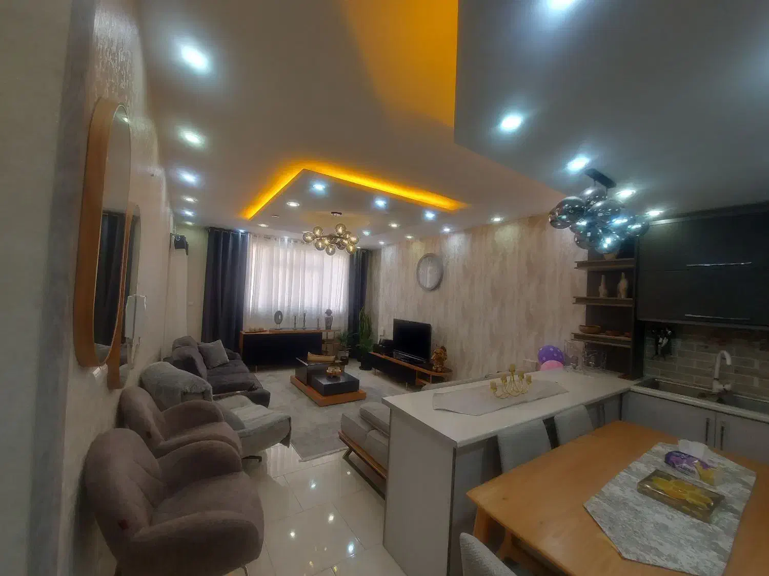 رهن واحد فوقالعاده لوکس (املاک بخشی)|اجارهٔ آپارتمان|صدرا-فارس, فاز ۱|دیوار